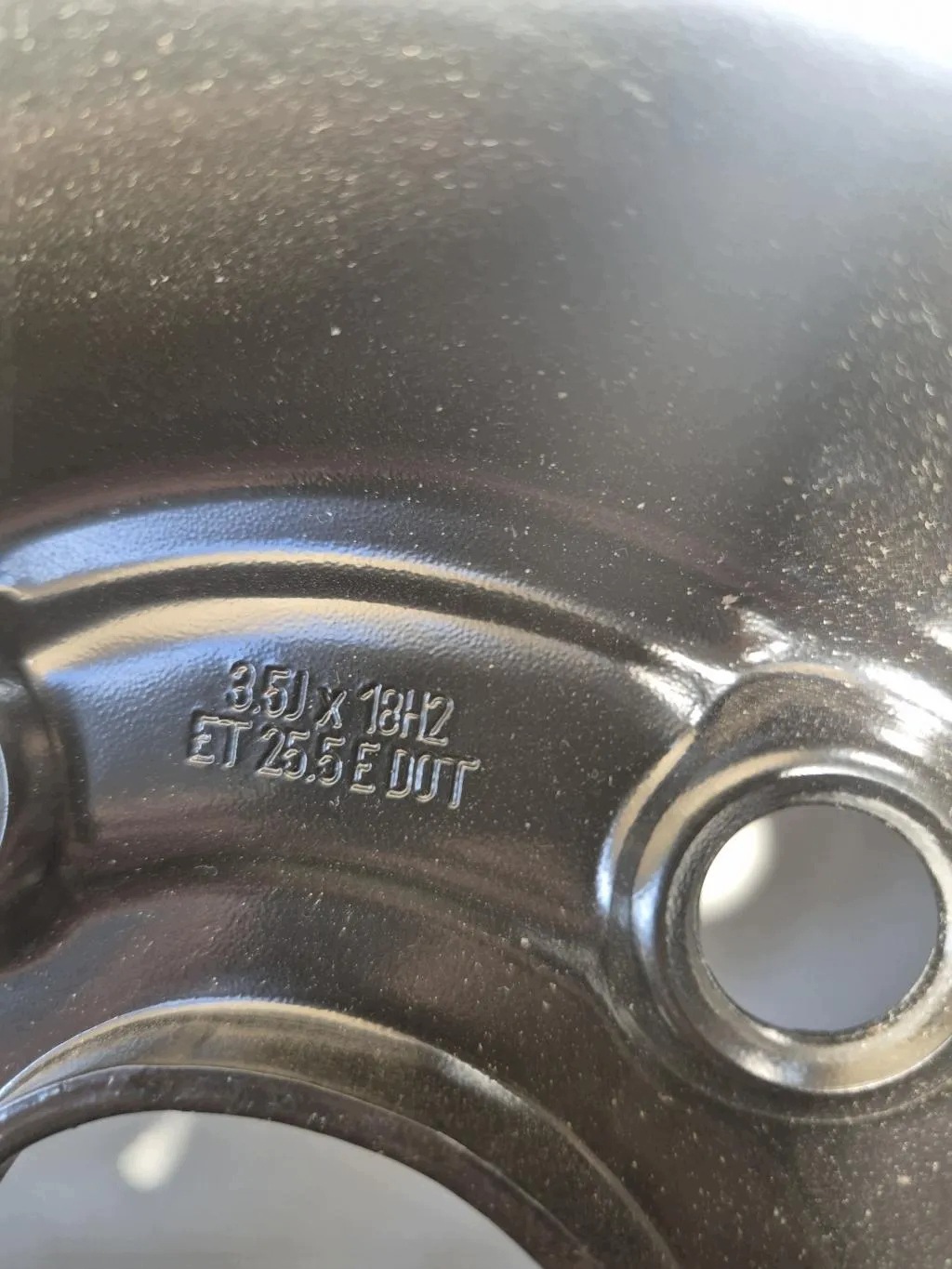 VW 5QM601027 Vara-pyörä 1.5L Bensa 2022 image 3
