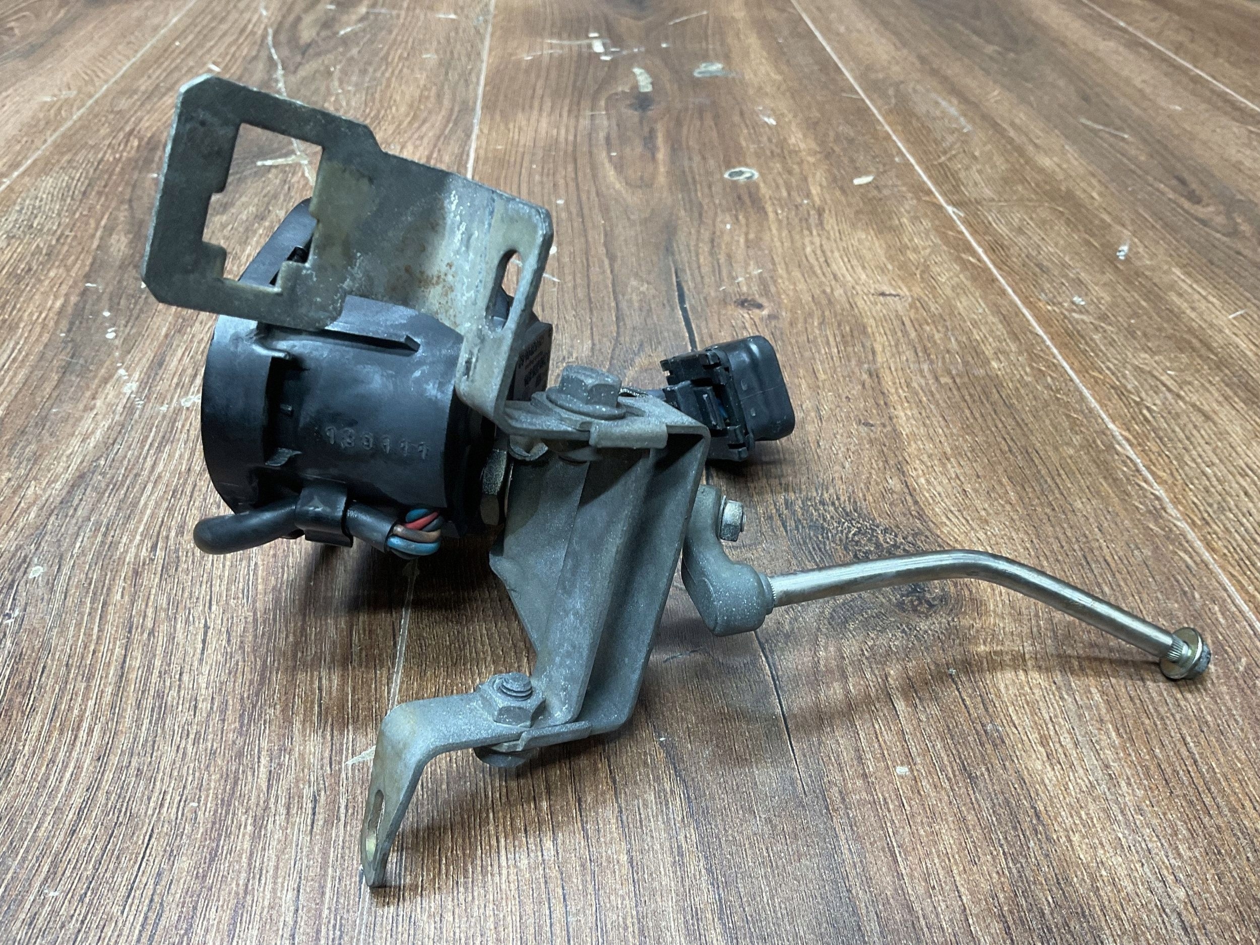 Motor Limpiafaros Derecho Mercedes SL R129 1298200442 image 7