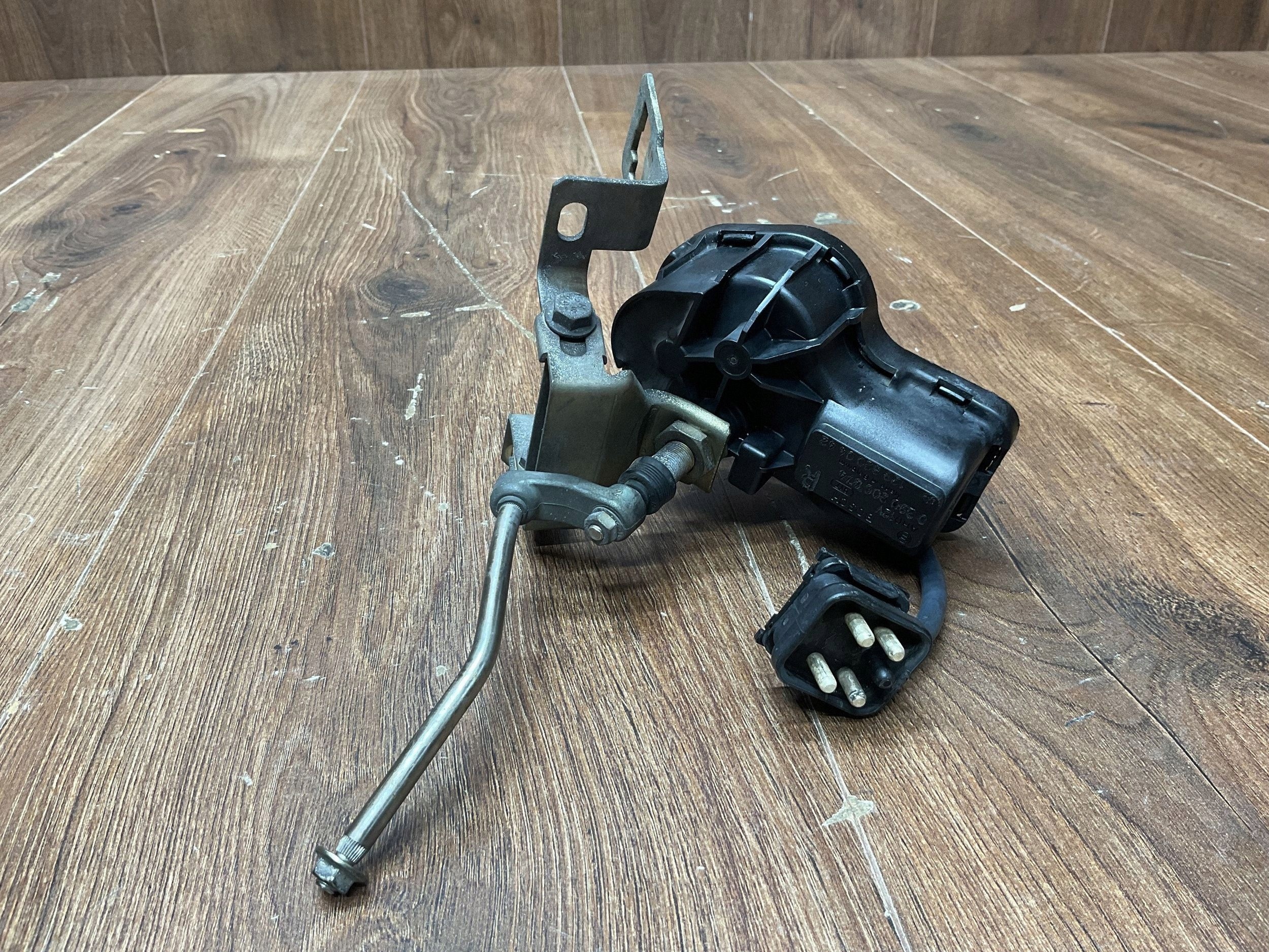 Motor Limpiafaros Derecho Mercedes SL R129 1298200442 image 8