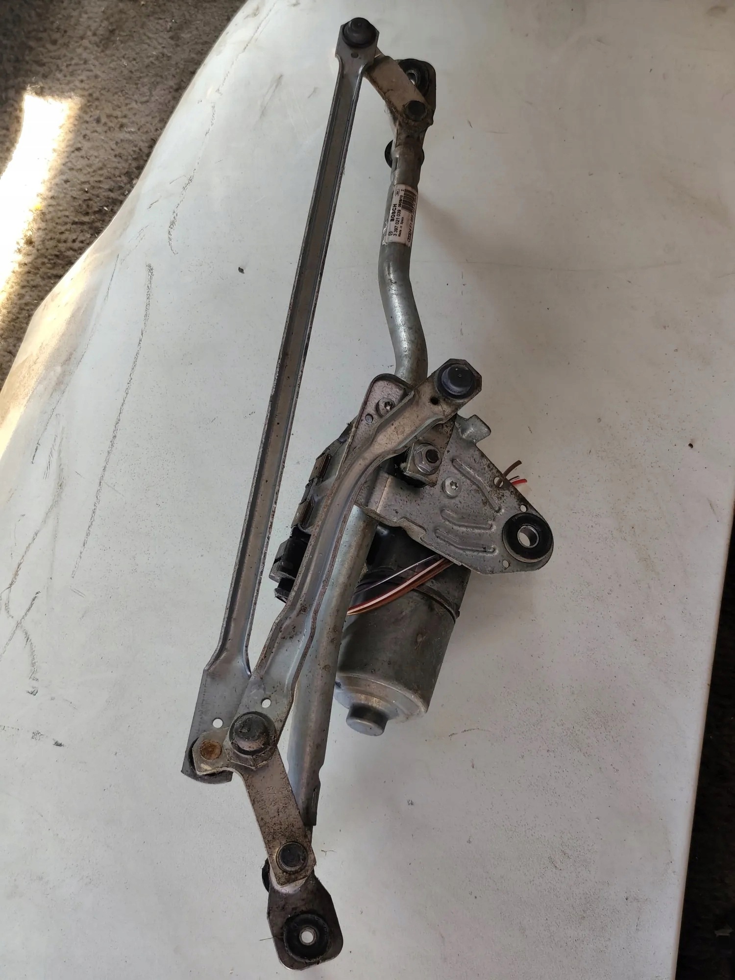 Etu pyyhkijänmekanismi Audi A6 C6 3397021039