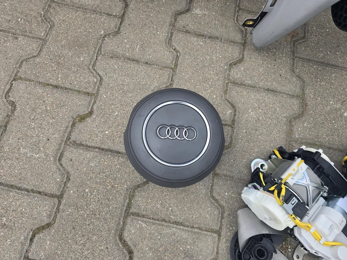 Audi A6 C7 kojelauta airbagit harmaa image 8