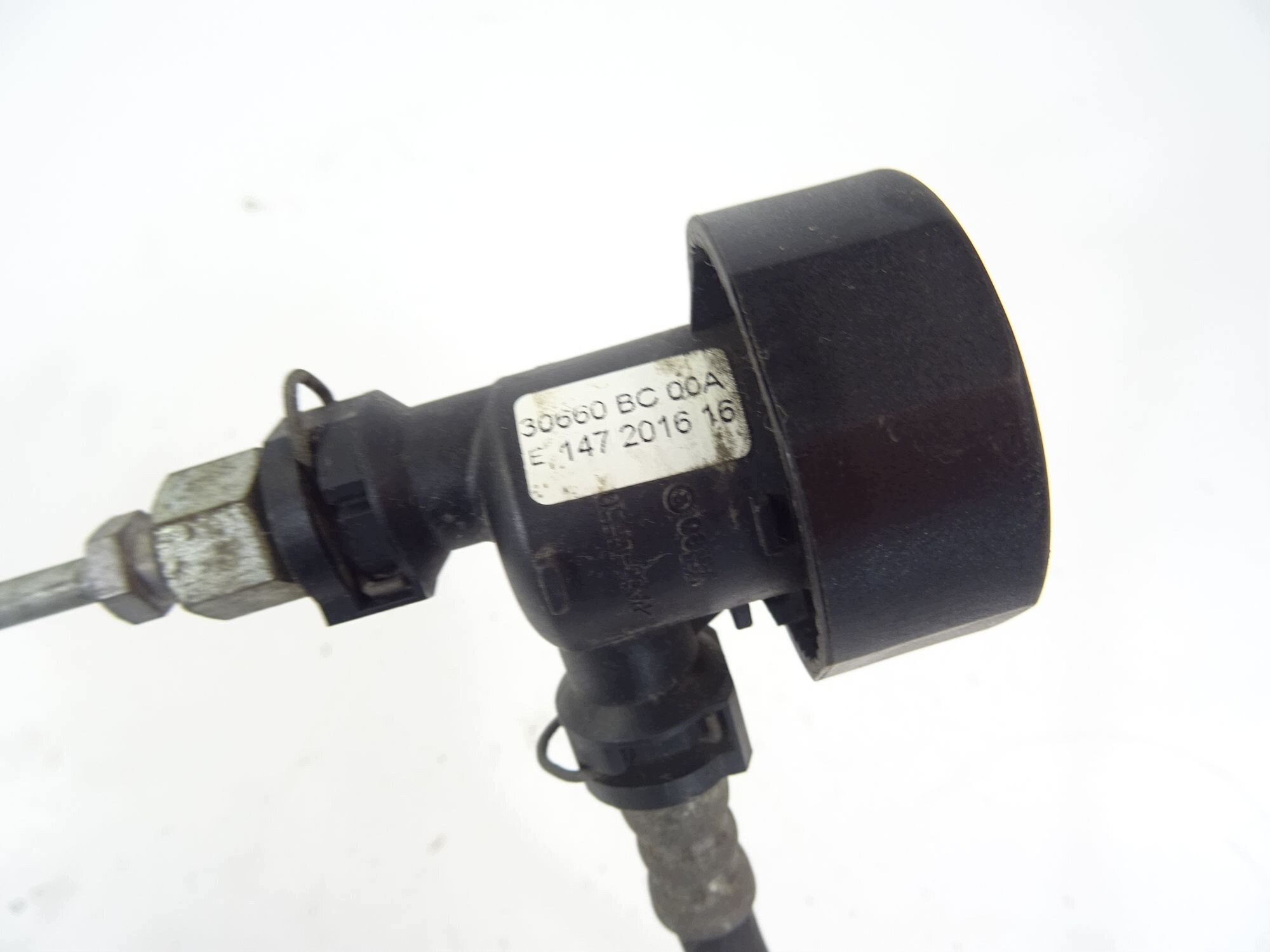 Nissan X-Trail T32 Durite d'embrayage 308514BE0A image 9