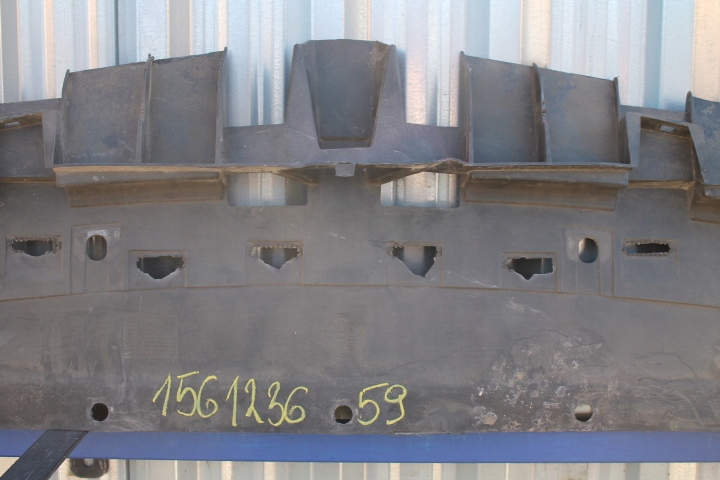 Alfa Giulia 16-22 etuspoileri, OEM 156123659 image 4
