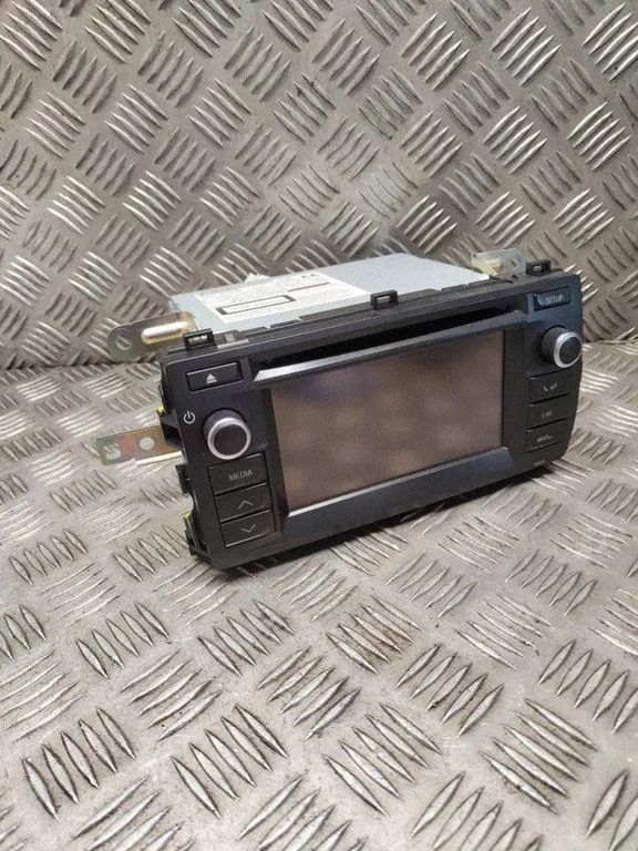 Toyota Auris E18 Navigation Maps CD/DVD 191179 image 2