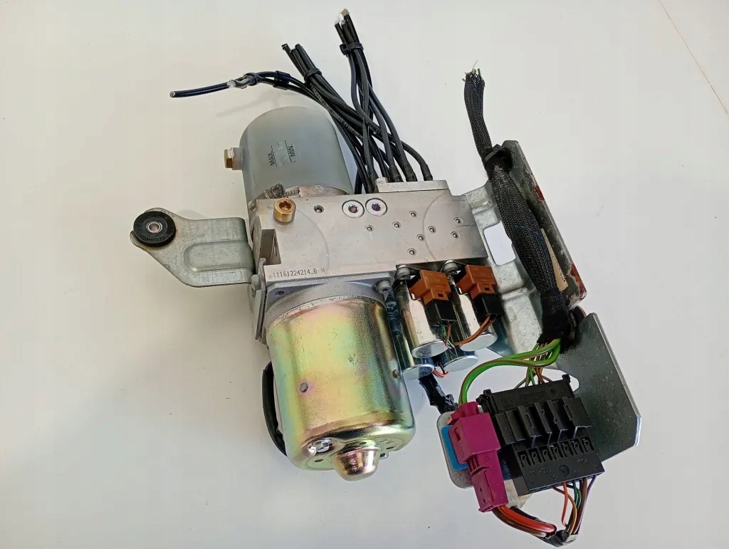 Bomba de Teto Mercedes W207 Cabrio A2078000030 image 6