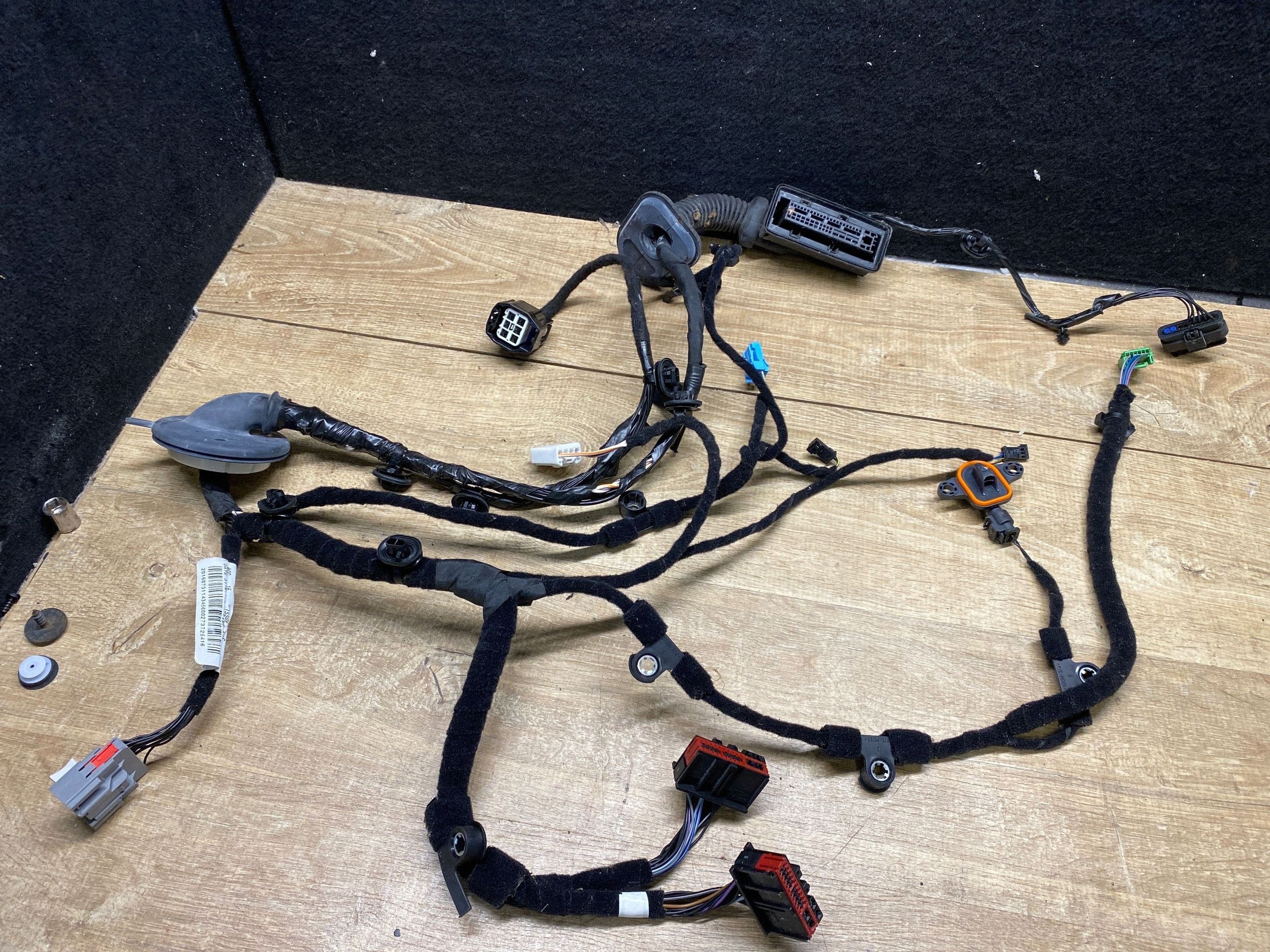 Faisceau de porte Jaguar F-PACE HK8314631BSC image 2