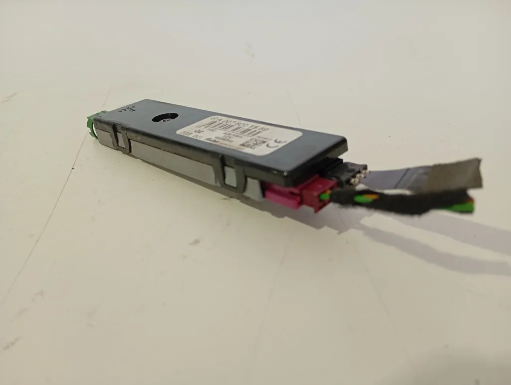 Antennförstärkare Mercedes E Cabrio A207 image 5