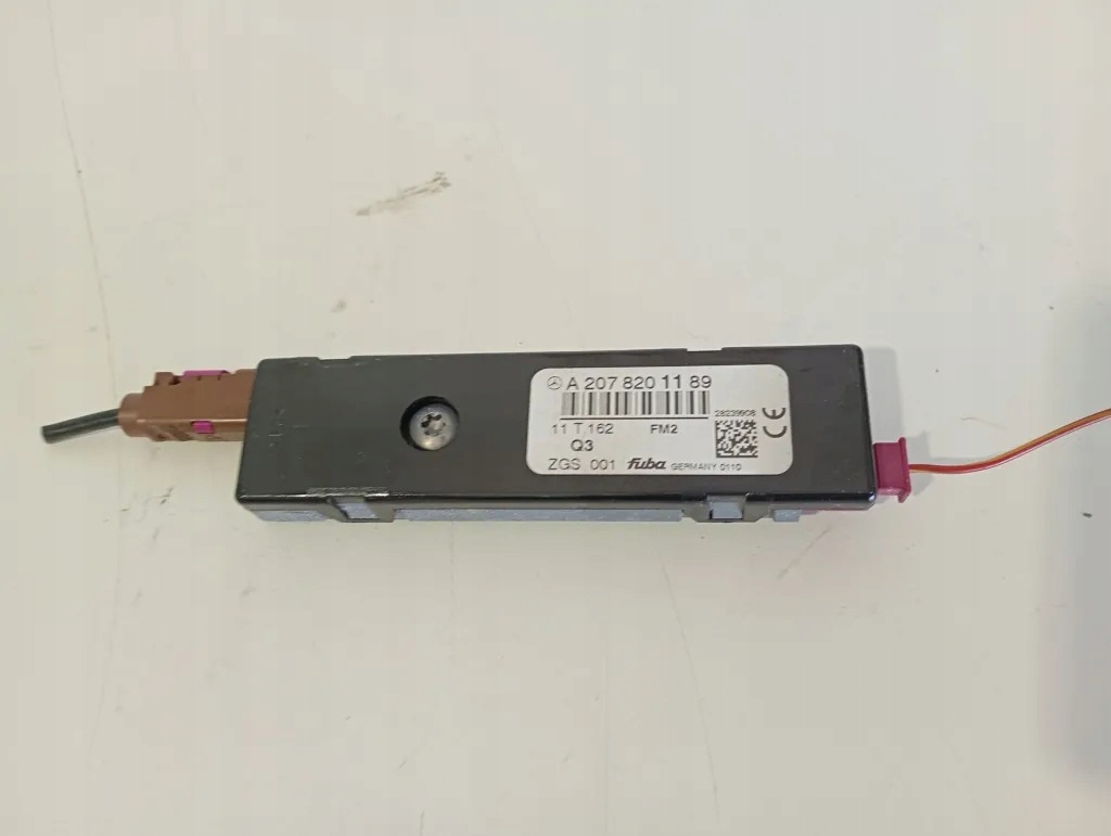 Antennförstärkare Mercedes E Cabrio A207 image 2