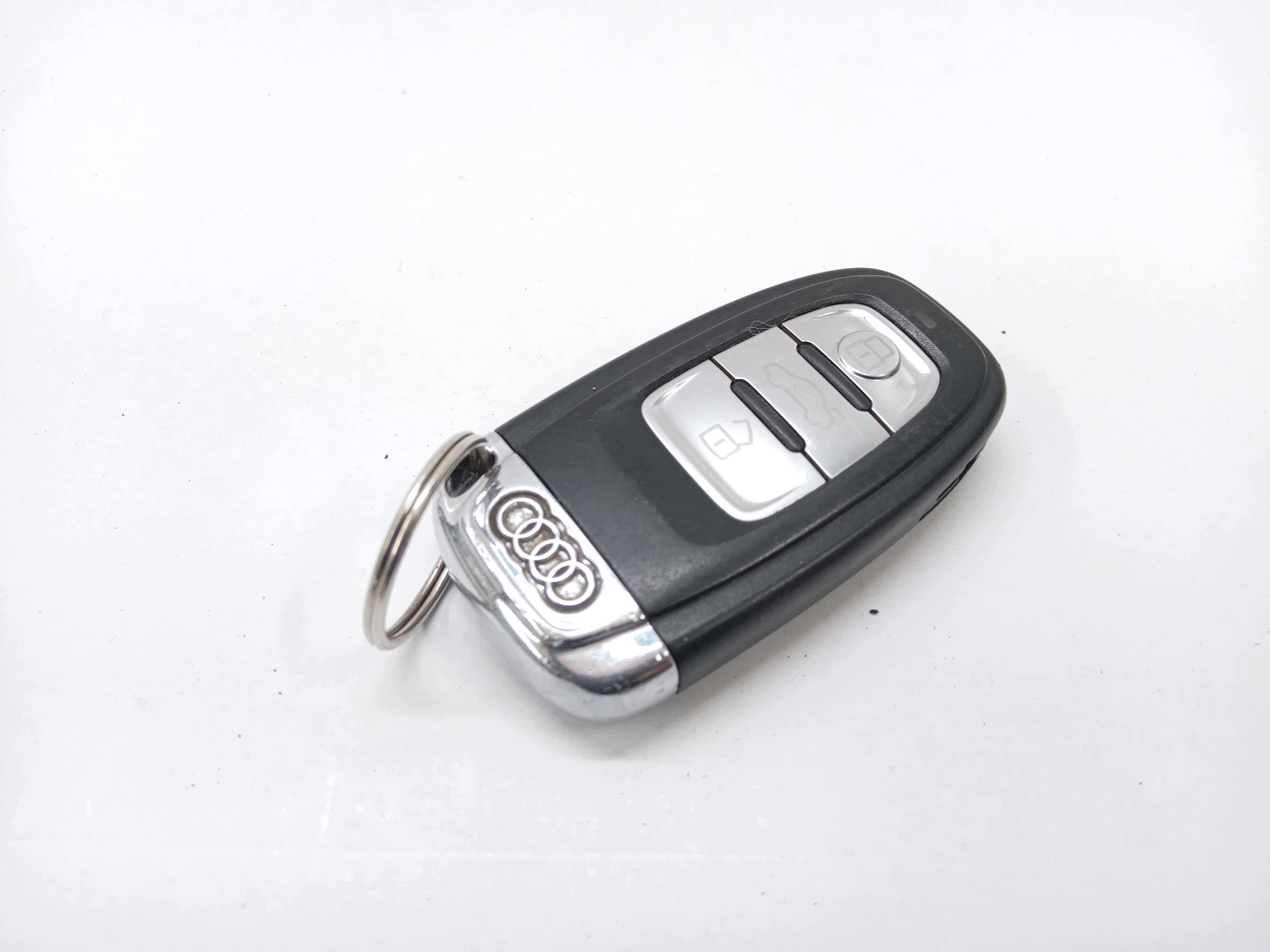 Chave Audi A4 B8 1T0959754D Usada image 2