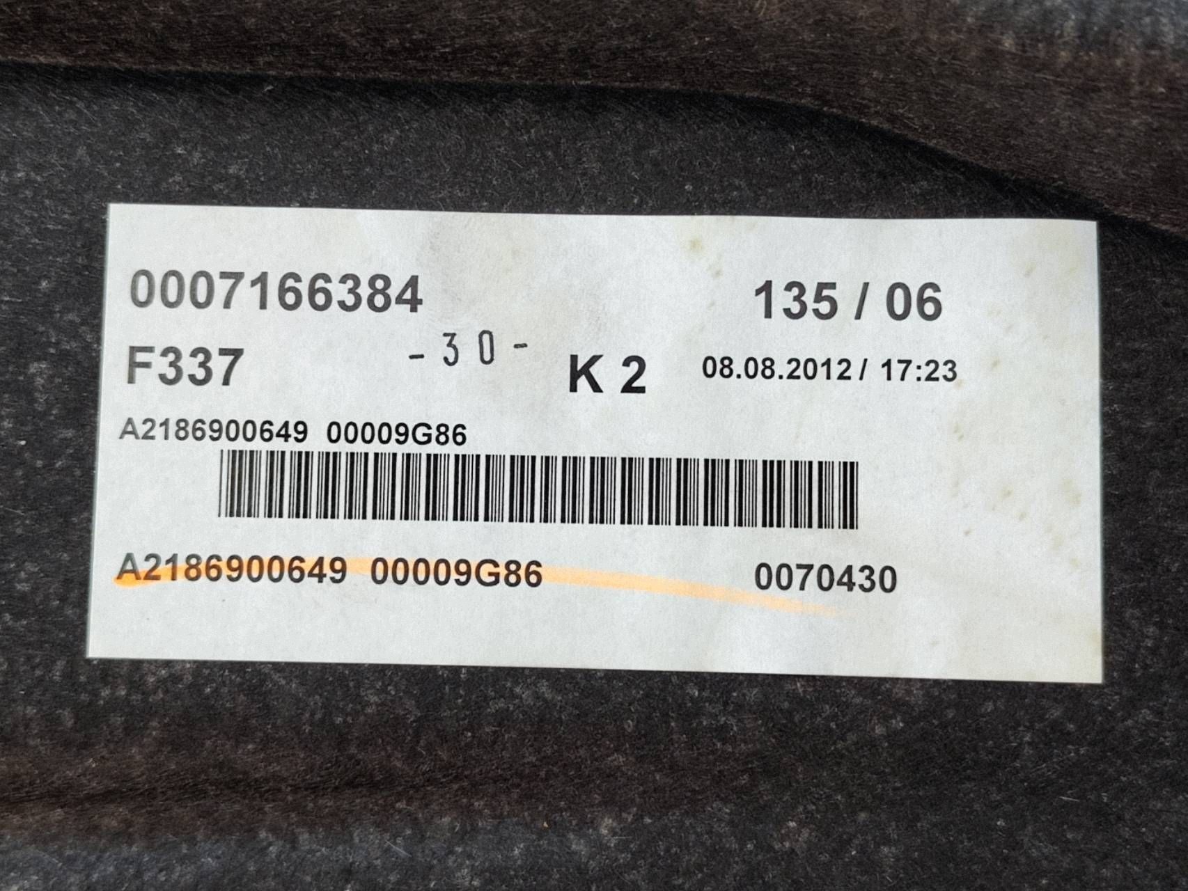 Estante Trasero Maletero Mercedes CLS W218 image 4