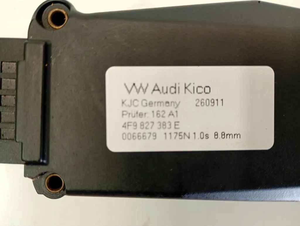Audi OE 4F9827383 Trunk Lid Pull-Down Motor Used image 5