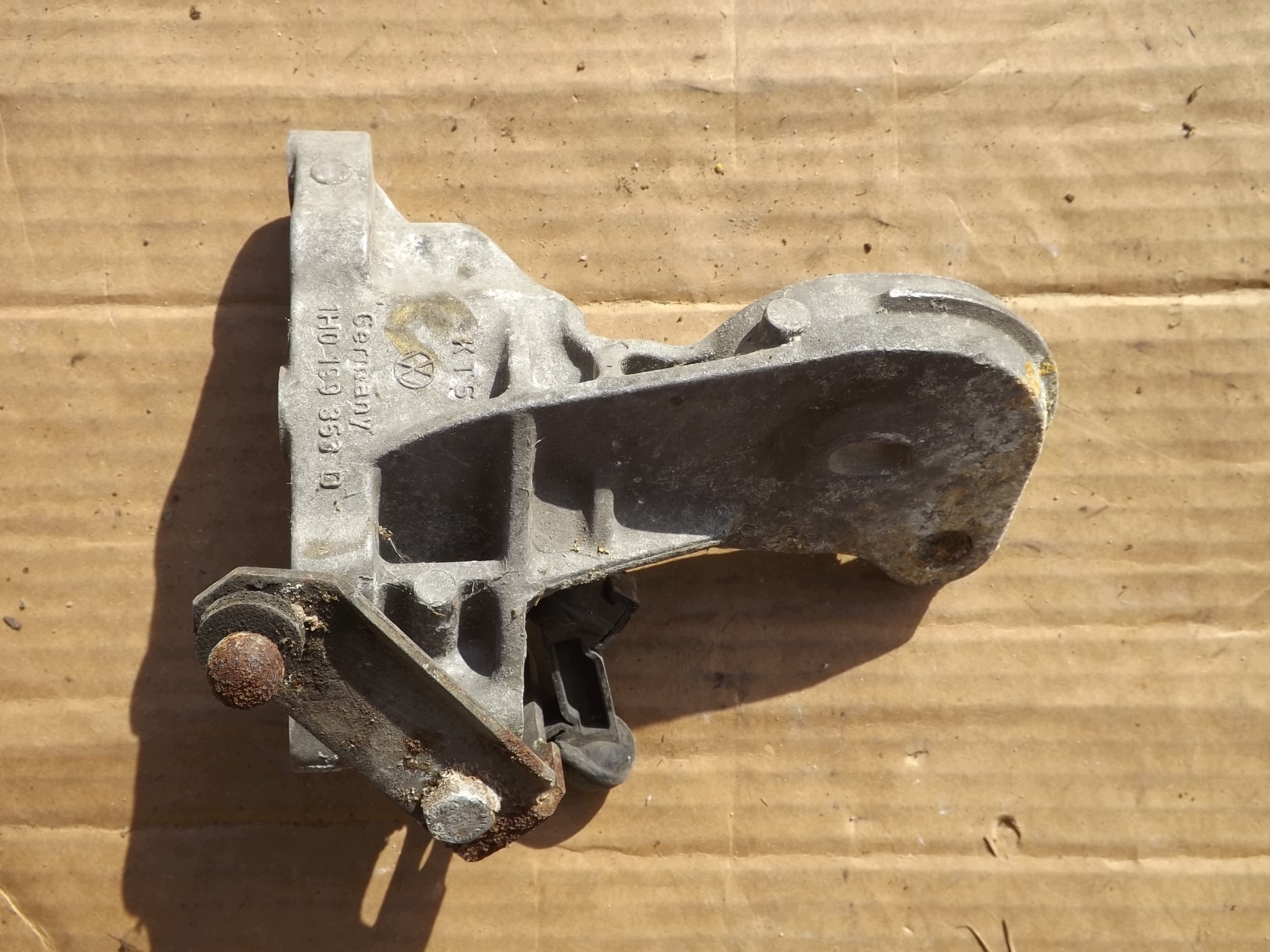 Support boîte de vitesses VW Golf 3 Jetta III Vento image 3