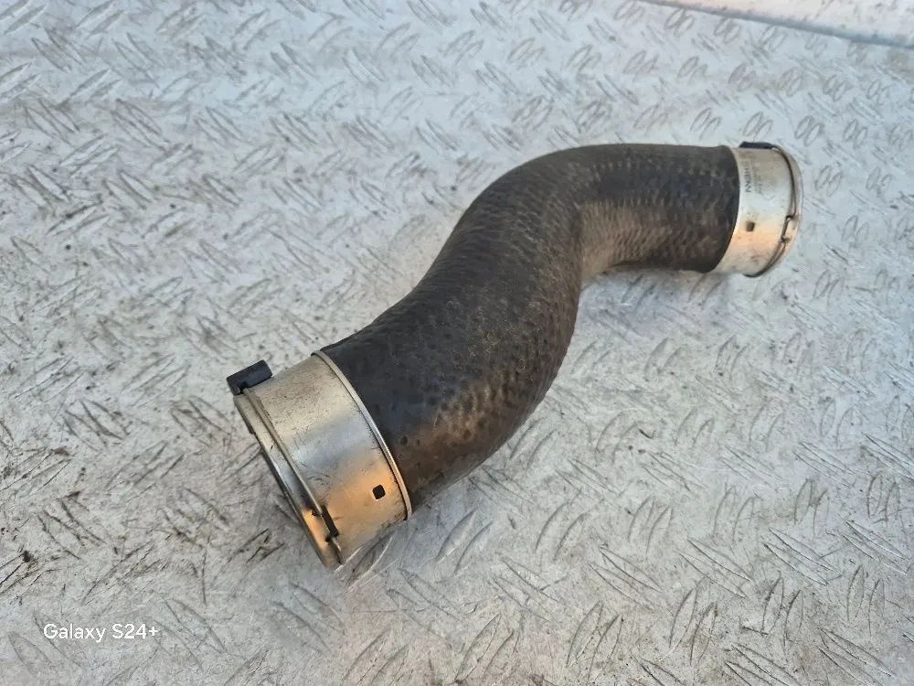 MAZDA 3 välijäähdyttimen putki 140423