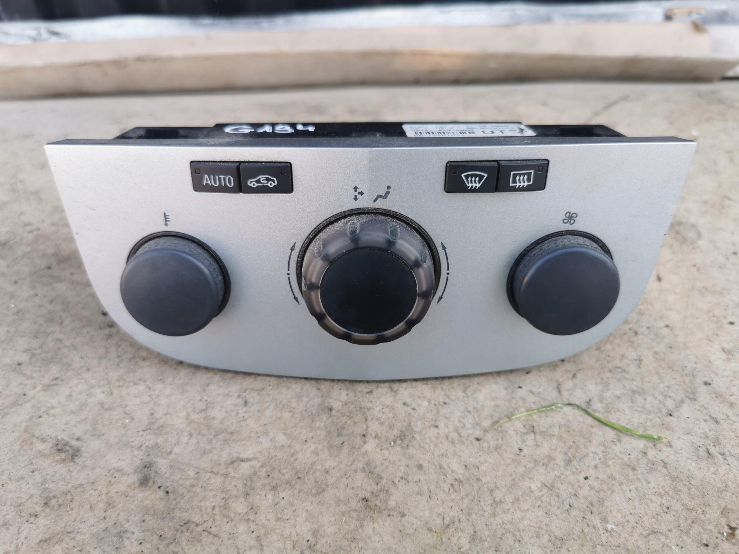 Panneau de climatisation Opel Corsa D 13261833 image 2