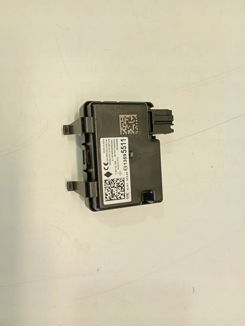 Dörrlåsmodul Opel OE 13595511 Begagnad image 2