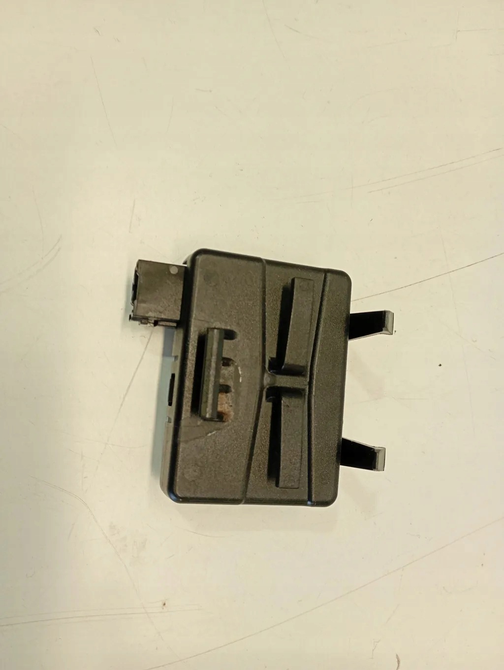 Dörrlåsmodul Opel OE 13595511 Begagnad image 3