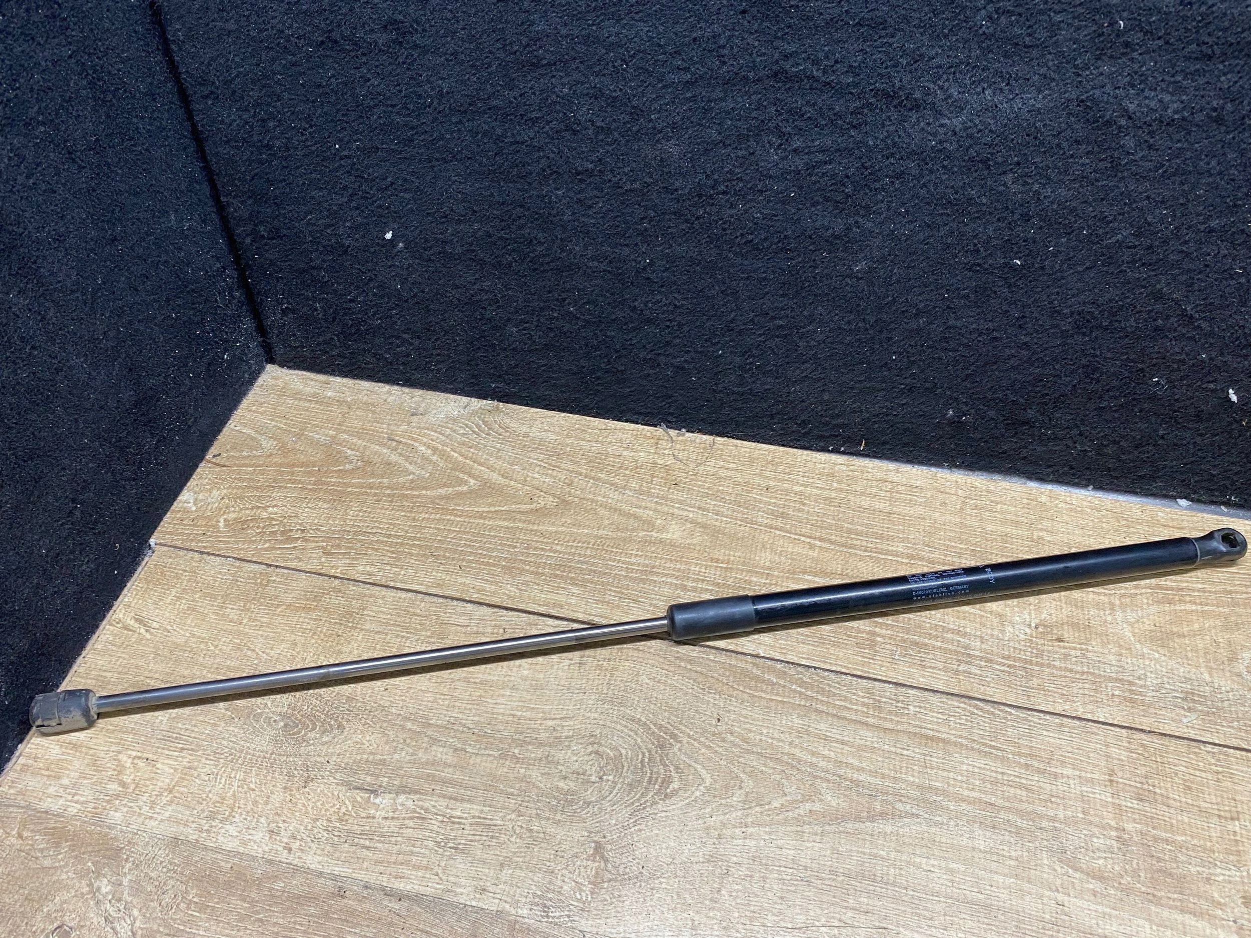 Land Rover Evoque I 2012 Tailgate Struts Set OEM BJ32406A10AB image 2