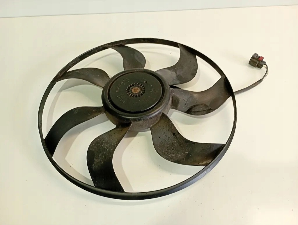 Fläktmotor MERCEDES-BENZ A (W176) 3136613378 image 2