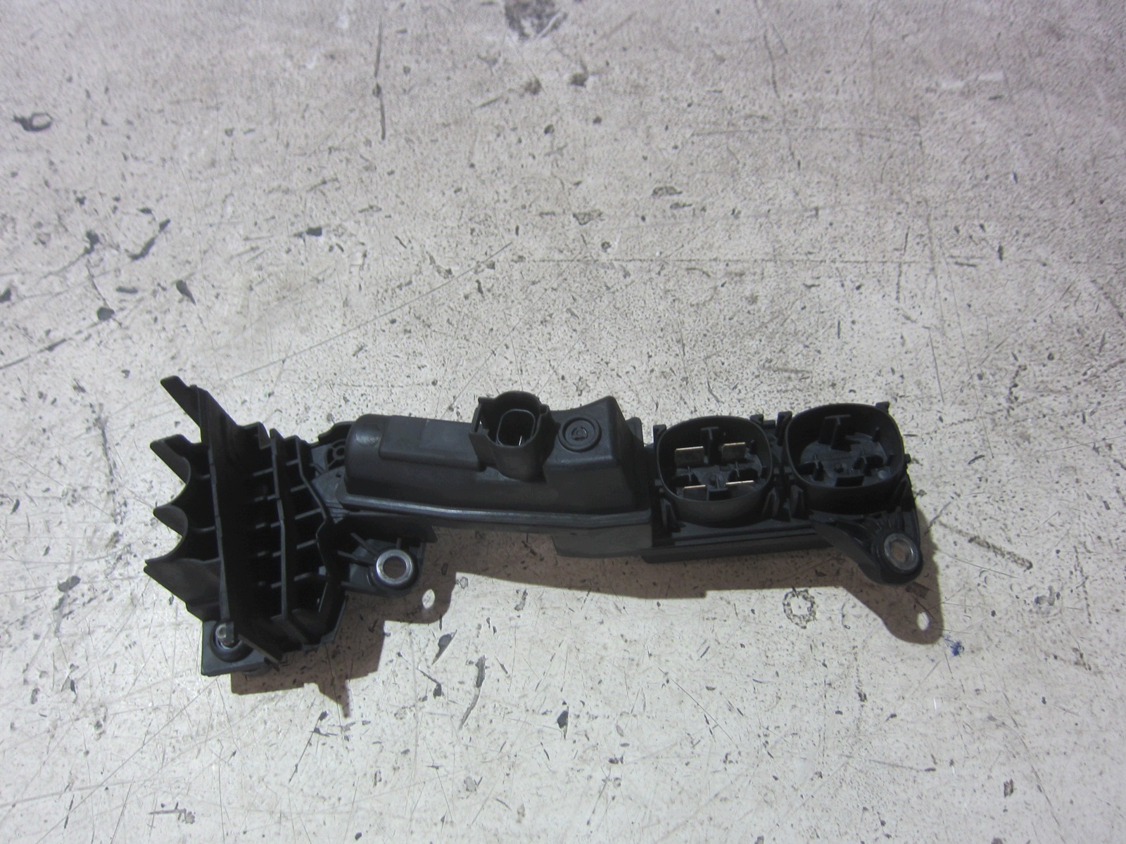 BMW X3 G01 virranjakaja 61149339823