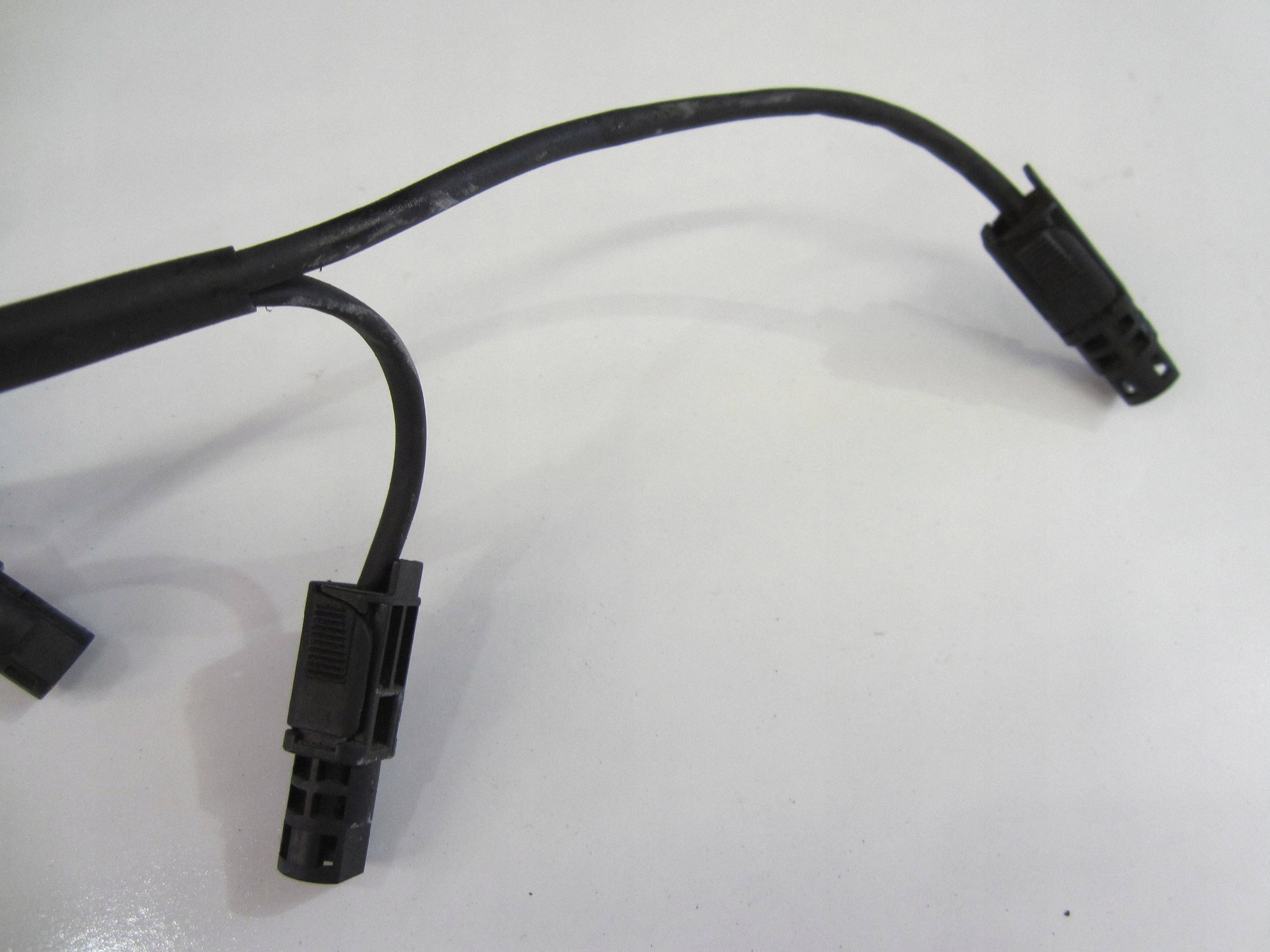 Mercedes-Benz GLA W156 Hehkutulppa A6511501433 image 3