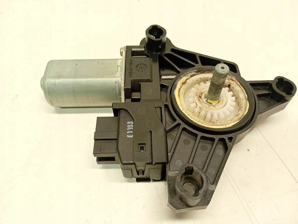 Moteur lève-vitre arrière droit GLC C253 2.2L image 3