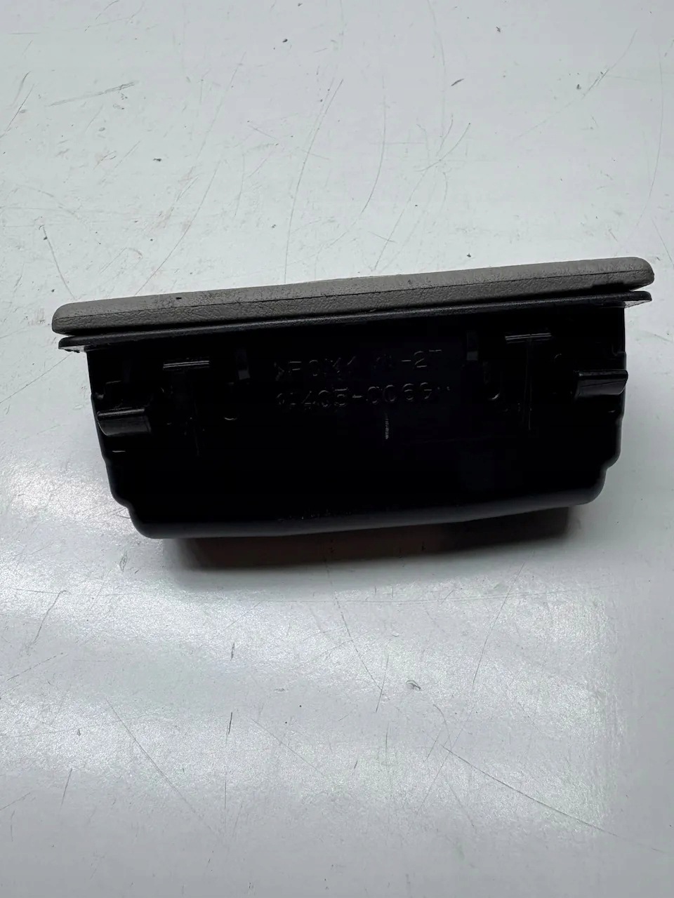 Lexus IS II 05-13 Asbak Achter 1A405006G image 3