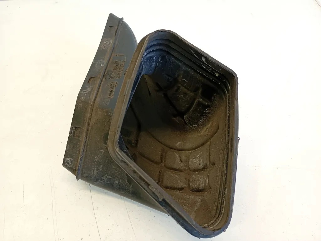 Mangueira de ar Audi Q5 8R 8R0129739 2.0 TDI 2011 image 3