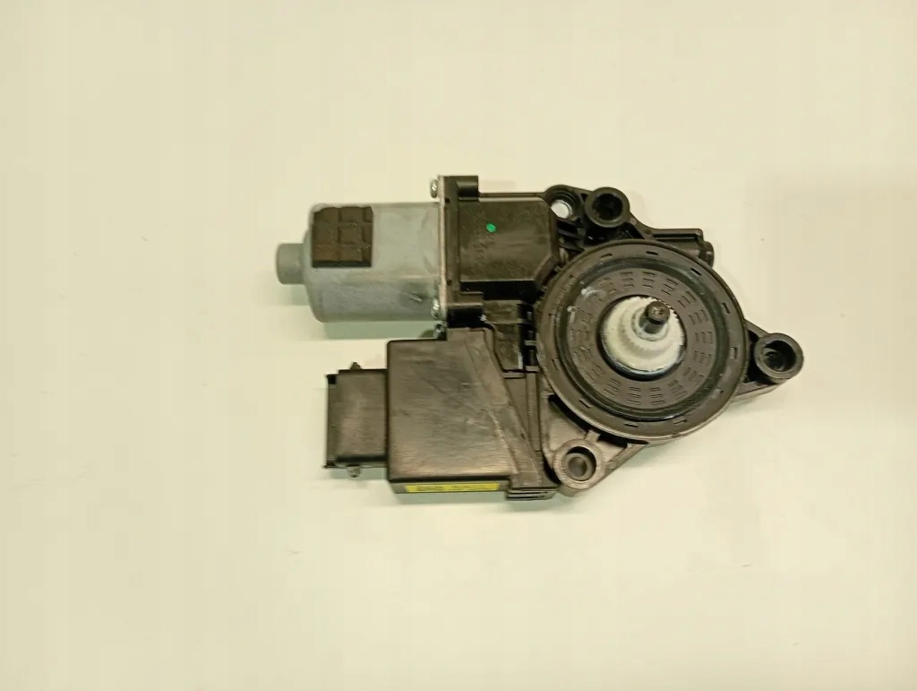 Fensterhebermotor vorne rechts KIA SPORTAGE SL 1.6L image 2