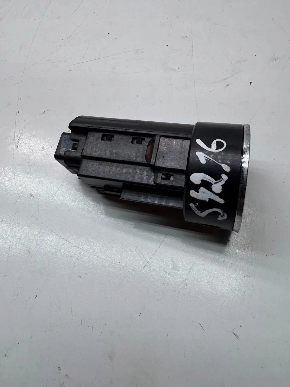 Bouton Start/Stop LEXUS IS II 2.2D TA2004311 image 5
