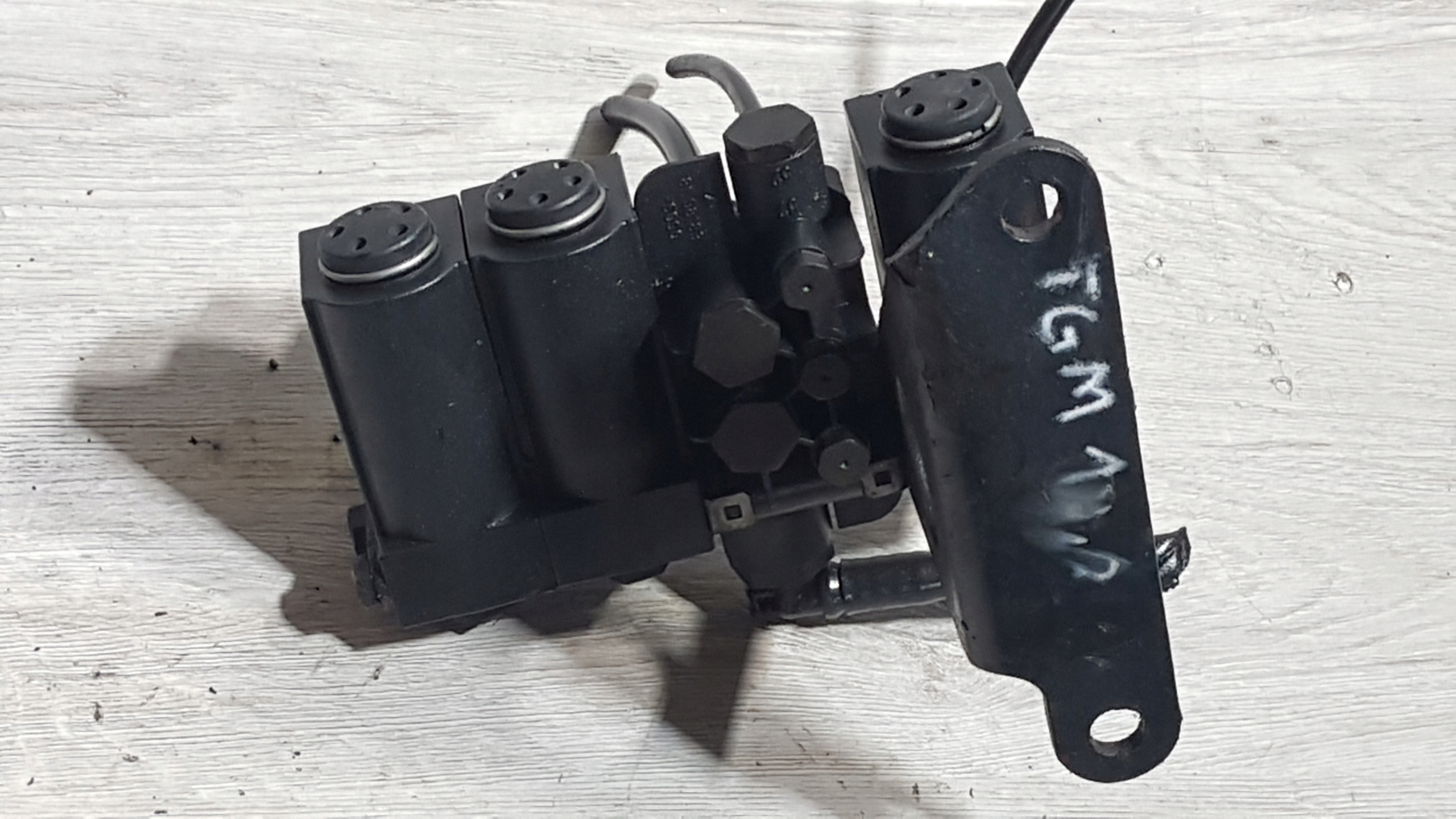 Electrovalve MAN TGL, TGM, TGA Used OEM image 2