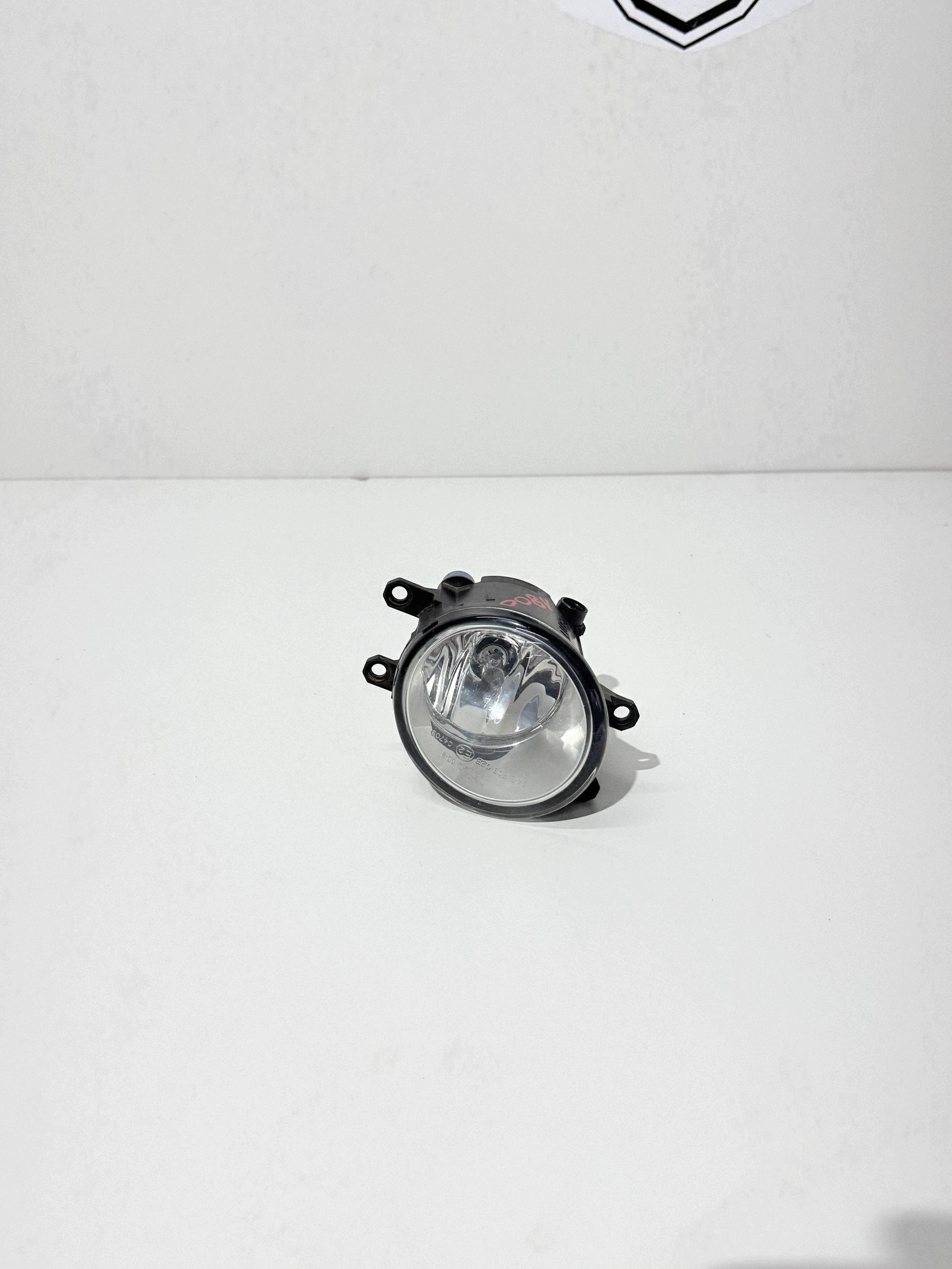 Toyota Avensis T25 Nebelscheinwerfer links 81220-0D040 image 2