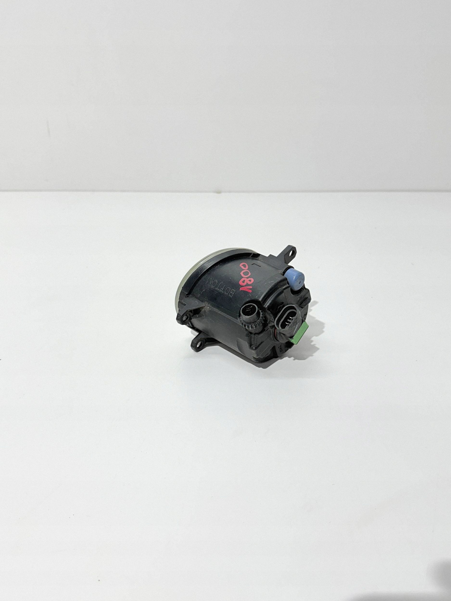 Vasen sumuvalo Toyota Avensis T25 81220-0D040
