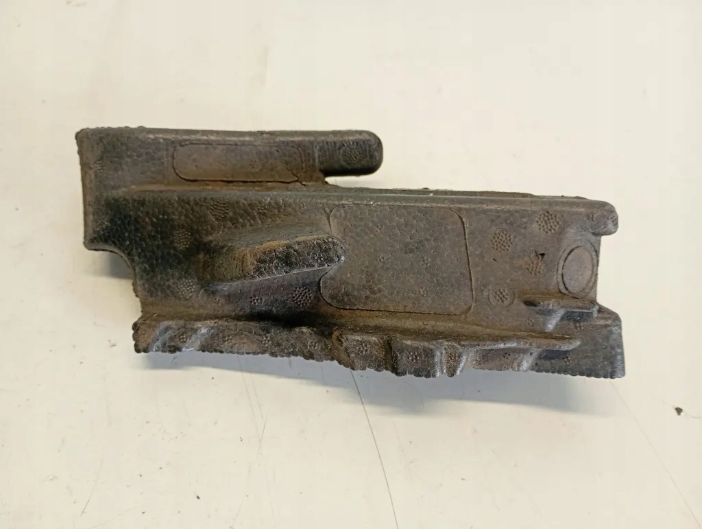 Peugeot 308 2015 Front rechts Motorraum OEM 9808244980