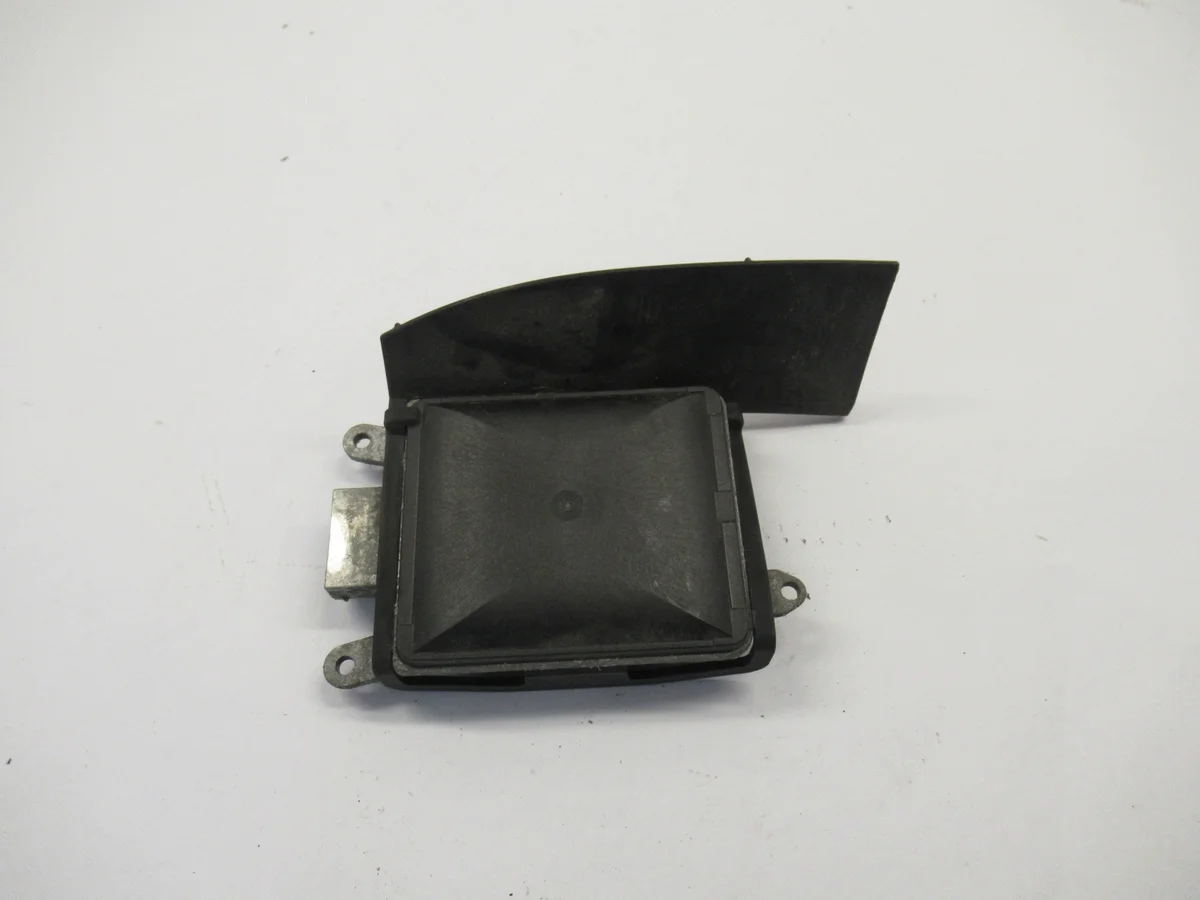 Module d'angle mort BMW F10 F11 6863243 image 2