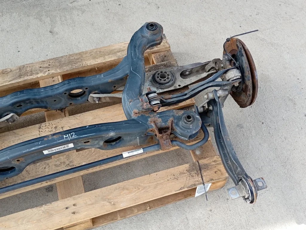 Used Rear Axle Mercedes-Benz A W176 2463506200 2.1 CDI