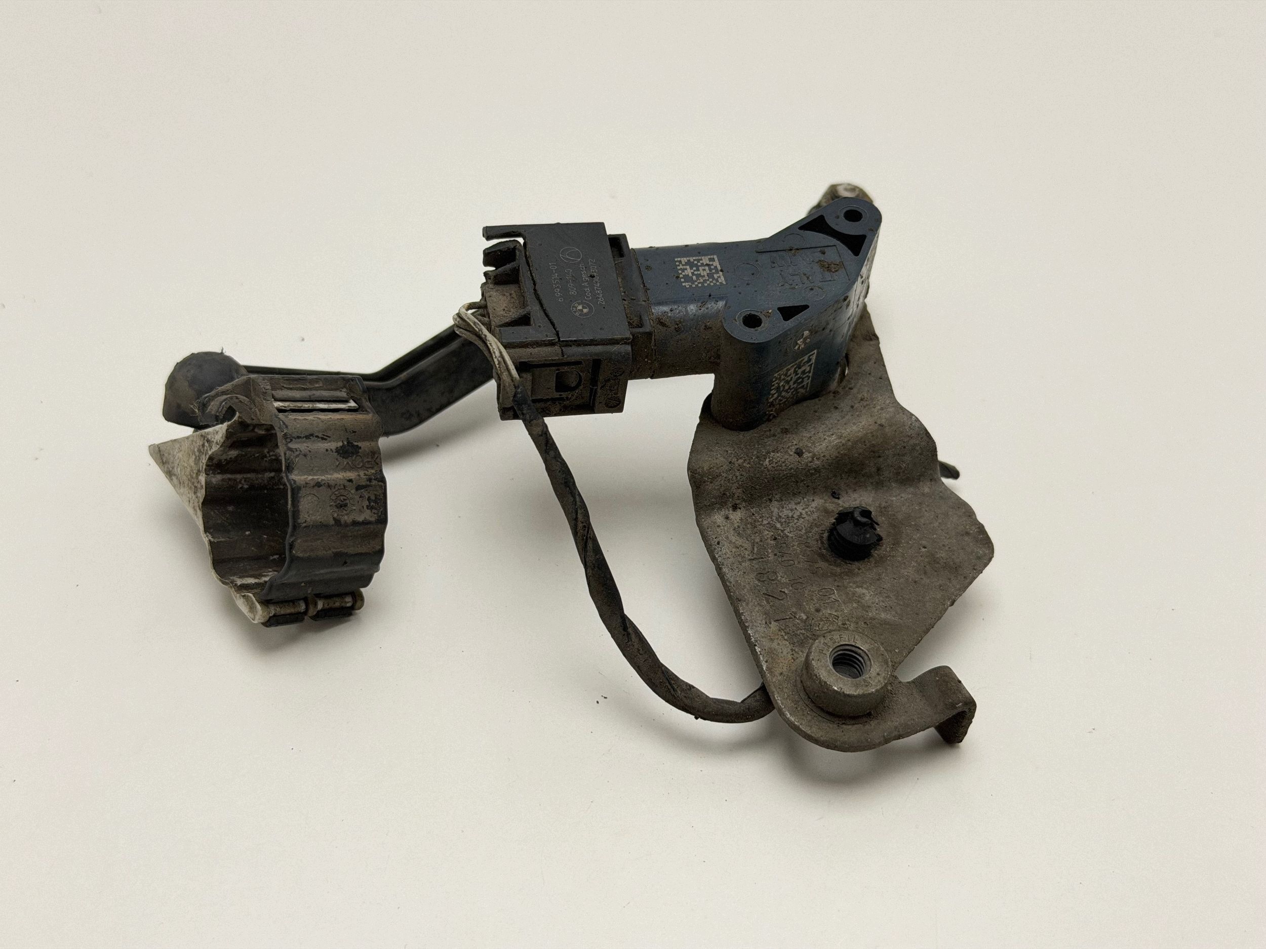 BMW 3 G20 G21 2021 Luftfederungssensor vorne image 2