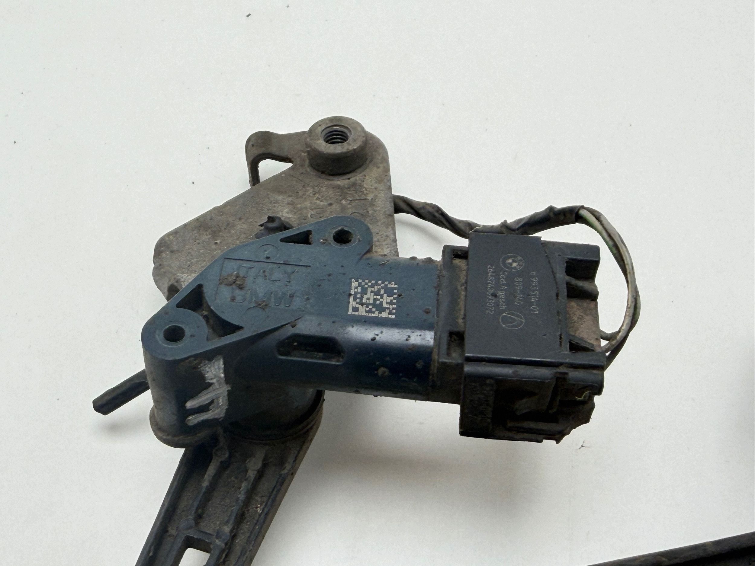 BMW 3 G20 G21 2021 Luftfederungssensor vorne image 7