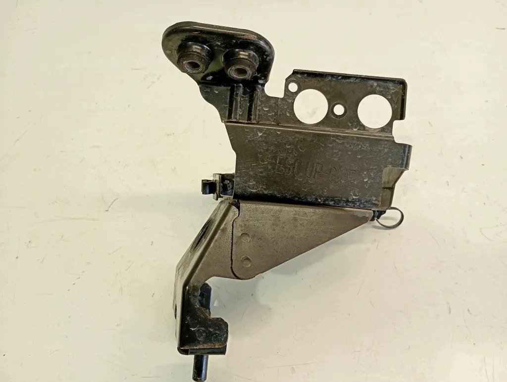 Bevestiging ABS-pomp Opel Astra J 13264387 image 5