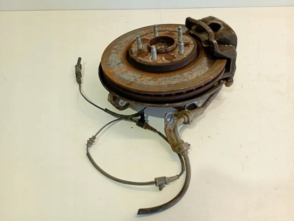 Junta dianteira esquerda Opel Astra J 2.0 diesel 2012 image 2