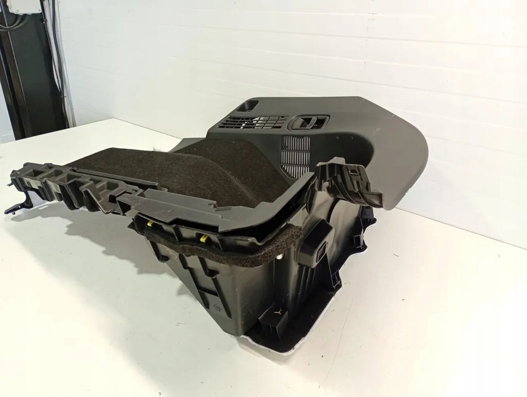 Panel lateral maletero Mazda CX-5 II KSD4-68850 image 3