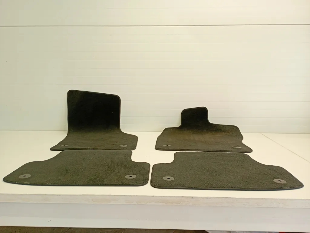 Audi A3 8V Tapis Velours Complet OEM 8V4864452C image 5