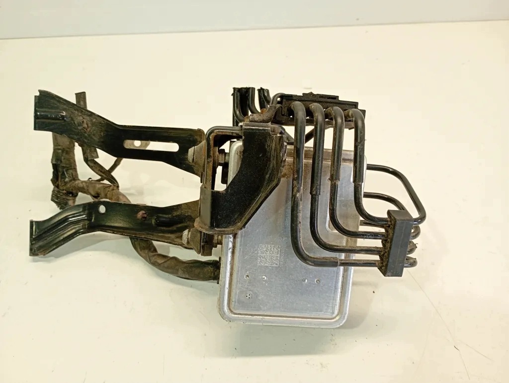 ABS Pump Subaru Impreza Hatchback 27536FL01B image 3