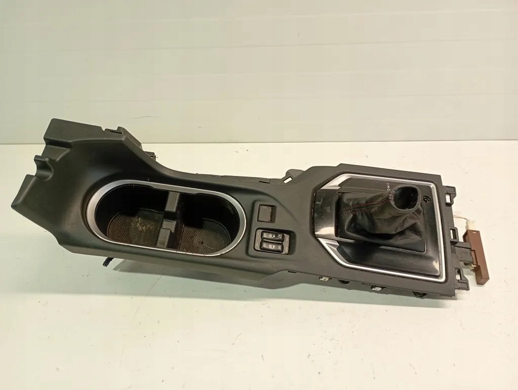 Armstöd Subaru Impreza Hatchback (GT_) 92125FL23A 2019 image 2
