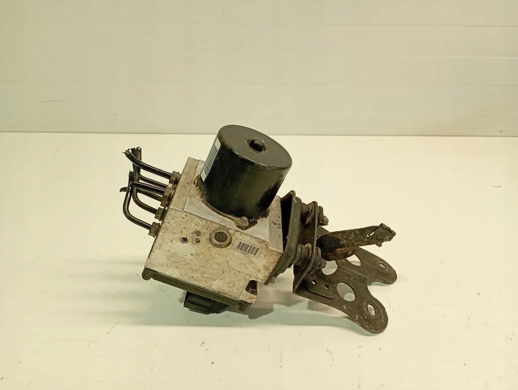 ABS-pump VW Passat B5 3C0614095 2.0 TDI image 6