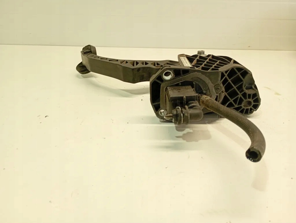 Pédale d'embrayage VW Golf Plus 3C2721059 image 3