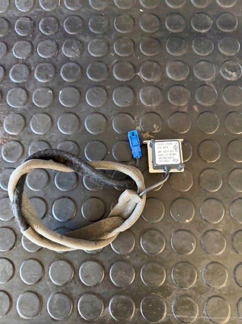 Antenni GPS Renault 259752753R