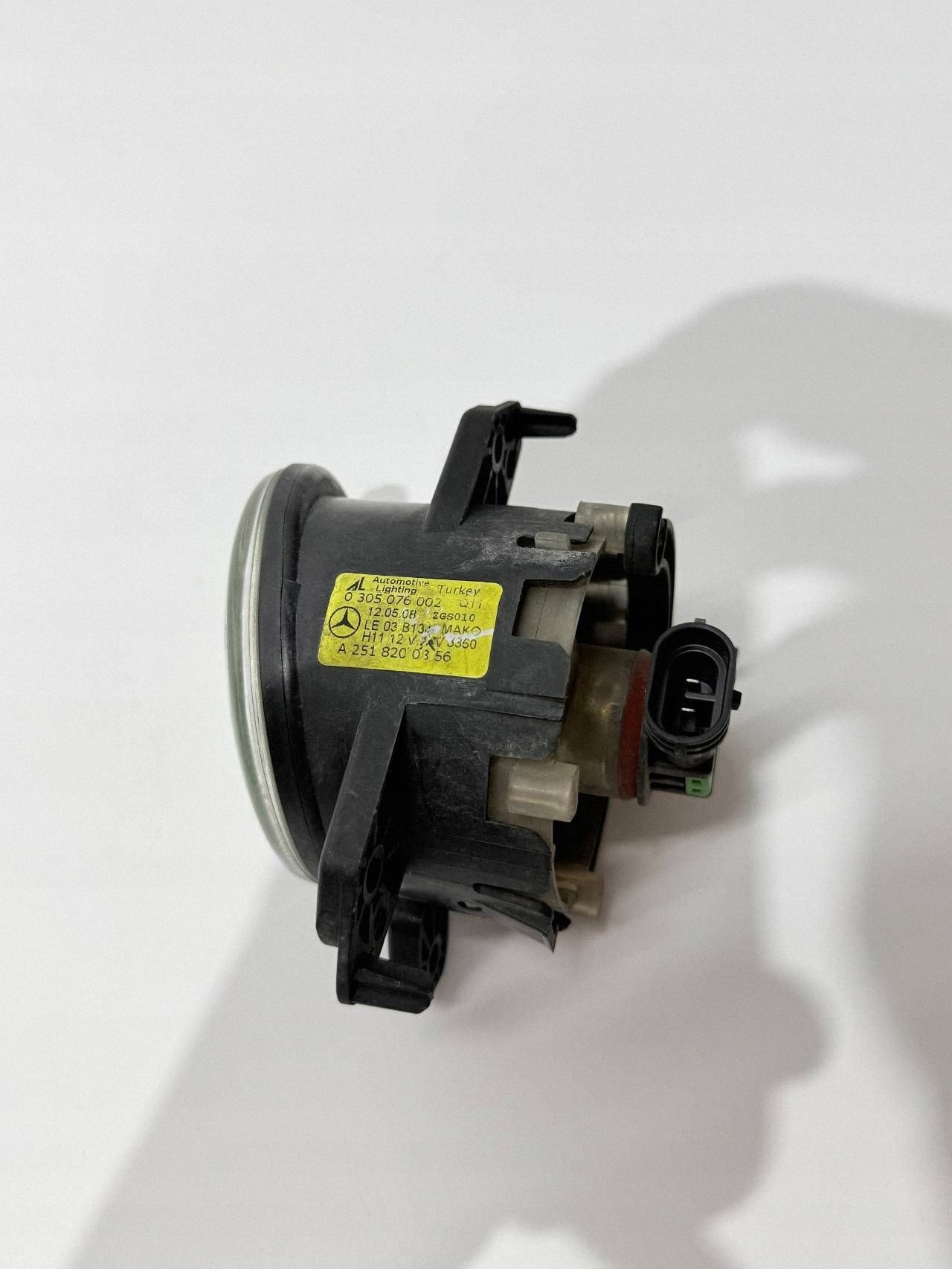 Faros antiniebla Mercedes ML W164 A2518200856 image 6