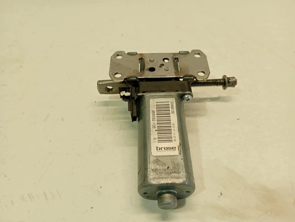 Motore sedile anteriore sinistro Audi A3 8V 988582106