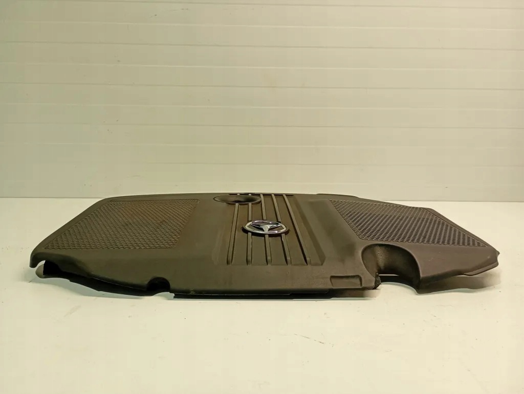 Mercedes-Benz OE 6510101467 moottorin suojus