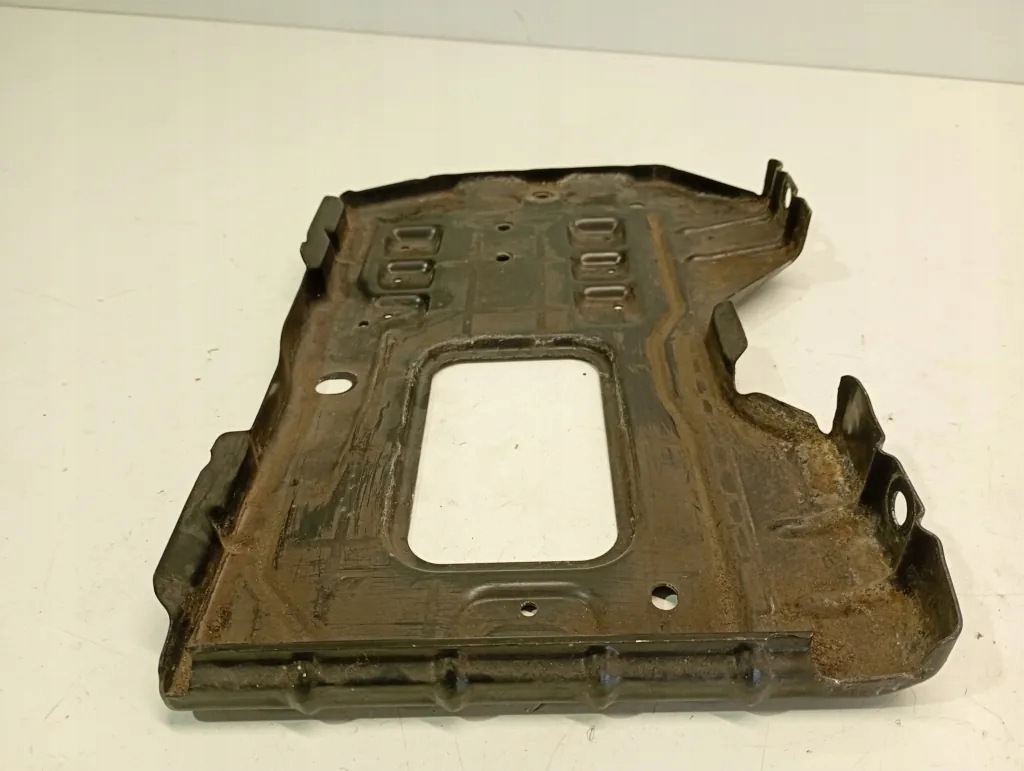Batteriehalterung Mercedes A2046280218 gebraucht image 4